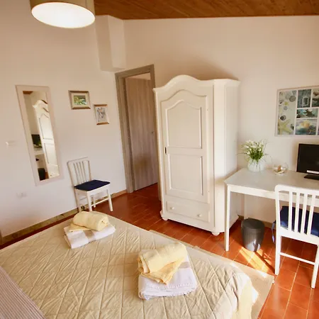 بيت ضيافة Casa Lucia 3*