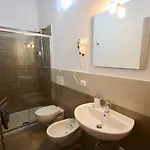 招待所 Casa Lucia 3*