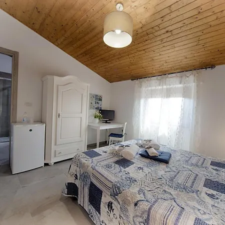 Affittacamere Casa Lucia Olbia